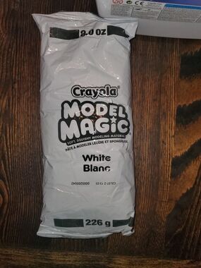 Crayola Model Magic White Soft Modeling Clay
